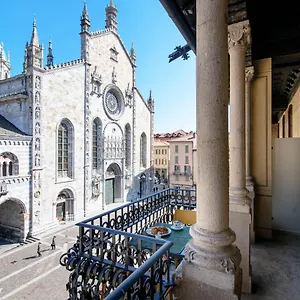 Dome's Charme - The House Of Travelers Apartment