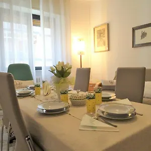  Apartment Vuemme 149 Italy
