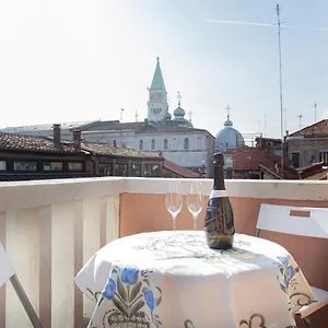  Apartment Luxury Terrace View Of San Marco Italy